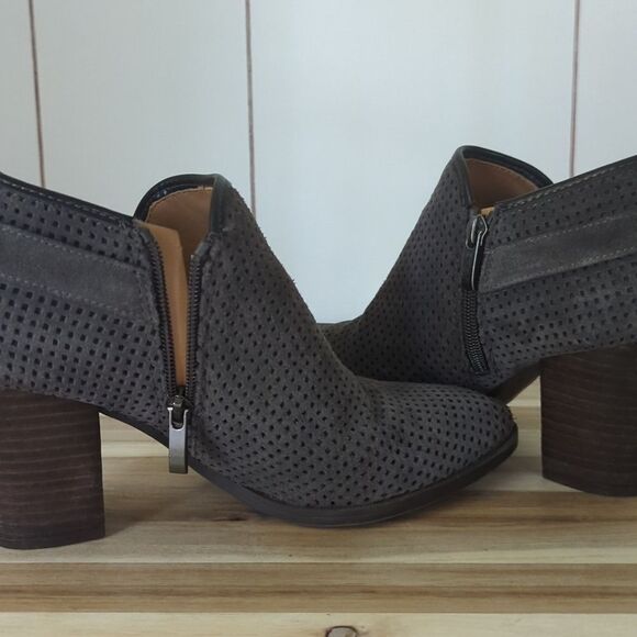 Franco Sarto Dakota Suede Side Zip Ankle Booties Heel Shoes 8.5 - Picture 6 of 8